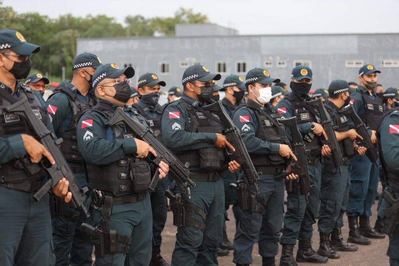 Operação contra foragidos leva mais de 400 policiais militares para as ruas