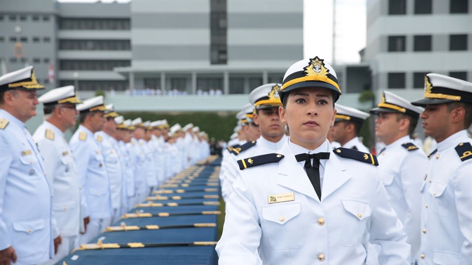 Marinha divulga edital com 686 vagas