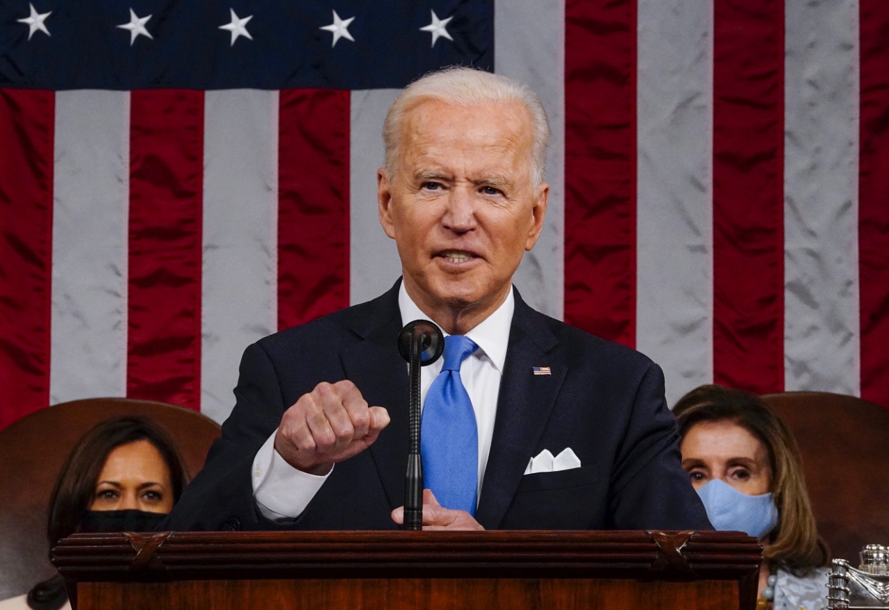 Joe Biden anuncia maior sanção econômica da história à Rússia