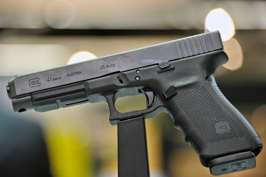 PM aborda Dodge Ram e prende motorista com Glock carregada em Marabá