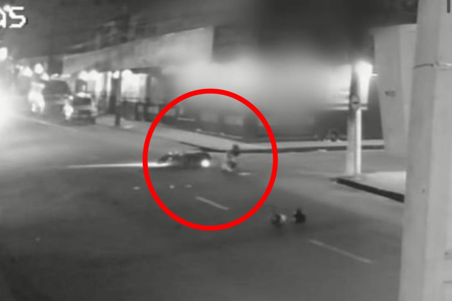 VÍDEO: Carro colide com moto e deixa duas jovens feridas no sudoeste do Pará