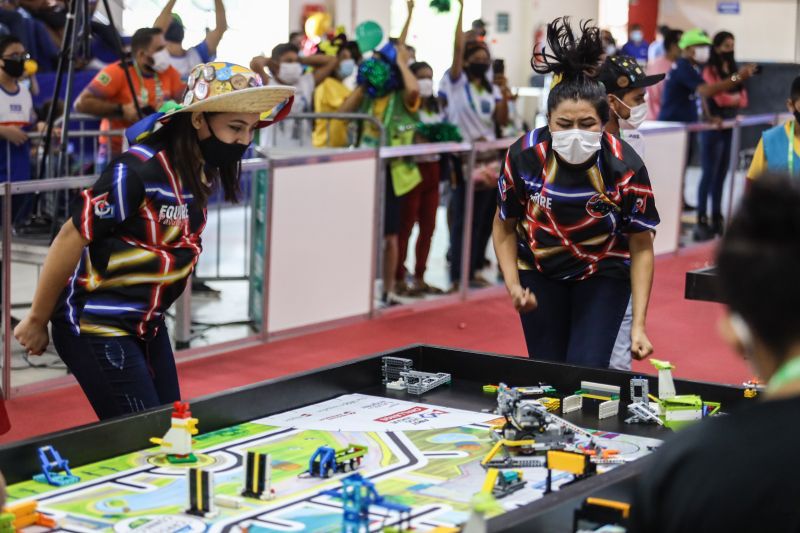 Estudantes do Pará disputam torneio de robótica em São Paulo