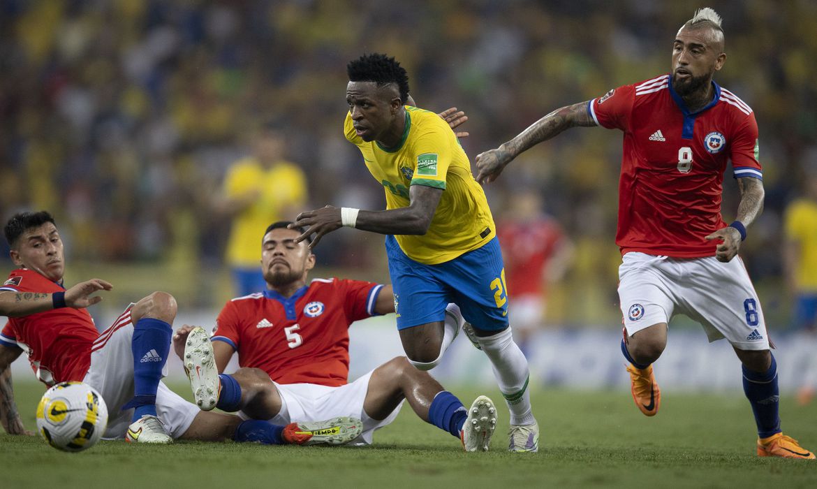 Já classificado, Brasil goleia Chile por 4 a 0 pelas Eliminatórias da Copa do Mundo