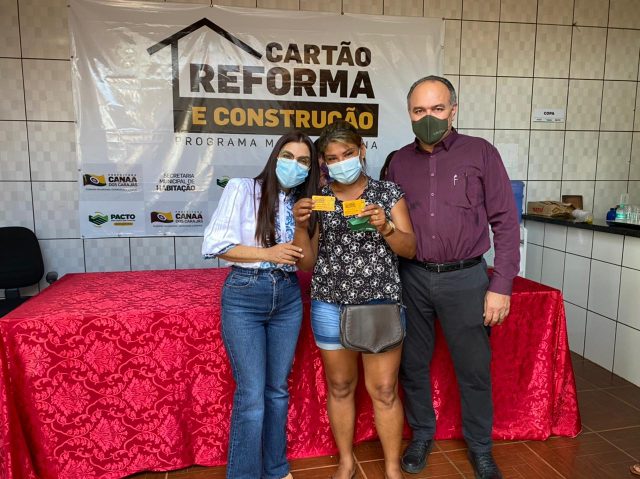 Moradora destaca “Sonho realizado” ao receber Cartão Reforma em Canaã dos Carajás