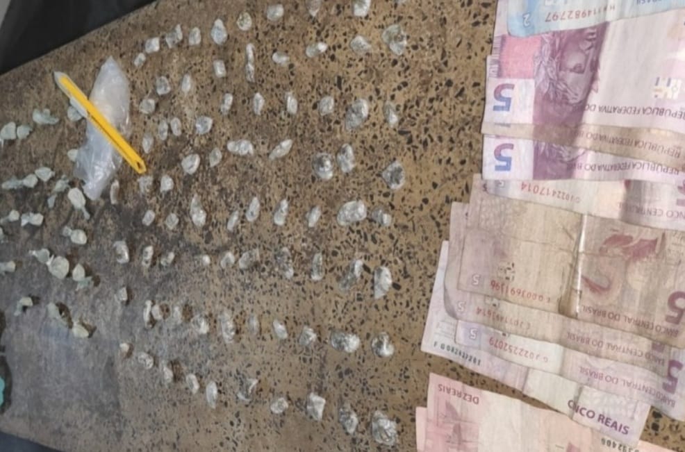 PM apreende mais de 100 papelotes de entorpecentes no Pará