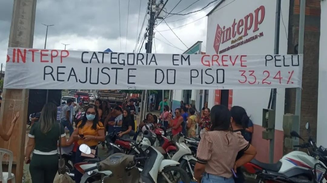 Greve: Professores cobram reajuste de 33,24% em São Geraldo do Araguaia
