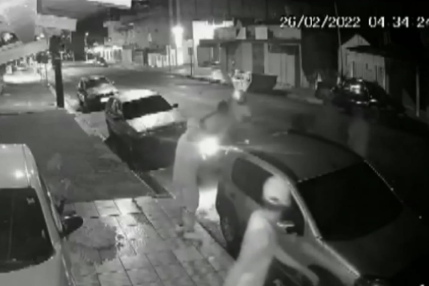 Criminoso atira contra grupo de jovens em saída de casa noturna no Pará