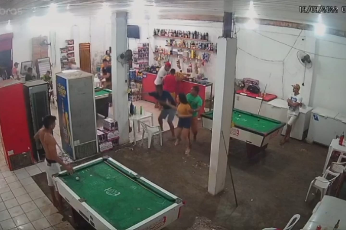 Homem sofre tentativa de homicídio dentro de bar no oeste do Pará