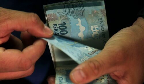 Mercado diz que inflação deve fechar em 6,45% este ano