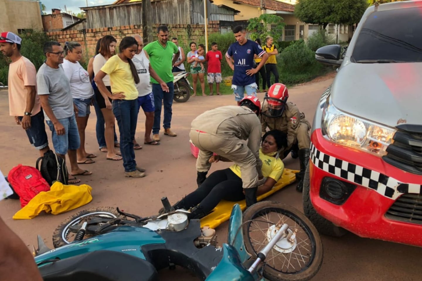 Colisão entre carro e moto deixa duas mulheres feridas no sudoeste do Pará