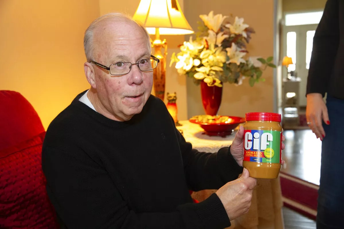 Stephen Wilhite, o criador do GIF, morre aos 74 anos de covid-19