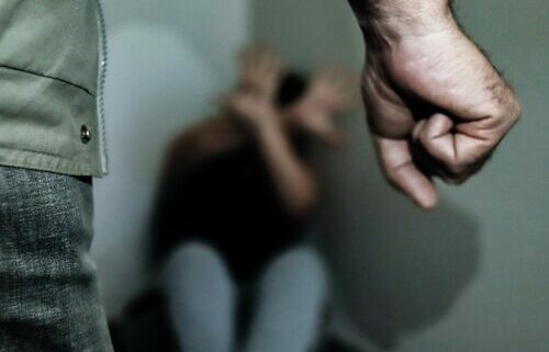 Homem é preso após espancar ex-mulher em Marabá
