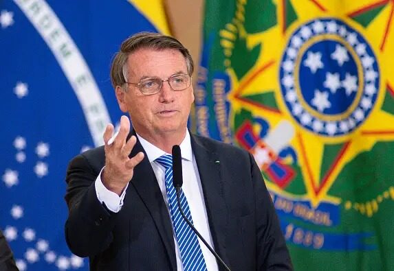 Não precisamos de voto impresso para garantir a lisura das eleições, diz Bolsonaro