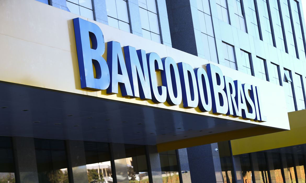 Banco do Brasil oferece atendimento em Libras a clientes com deficiência auditiva