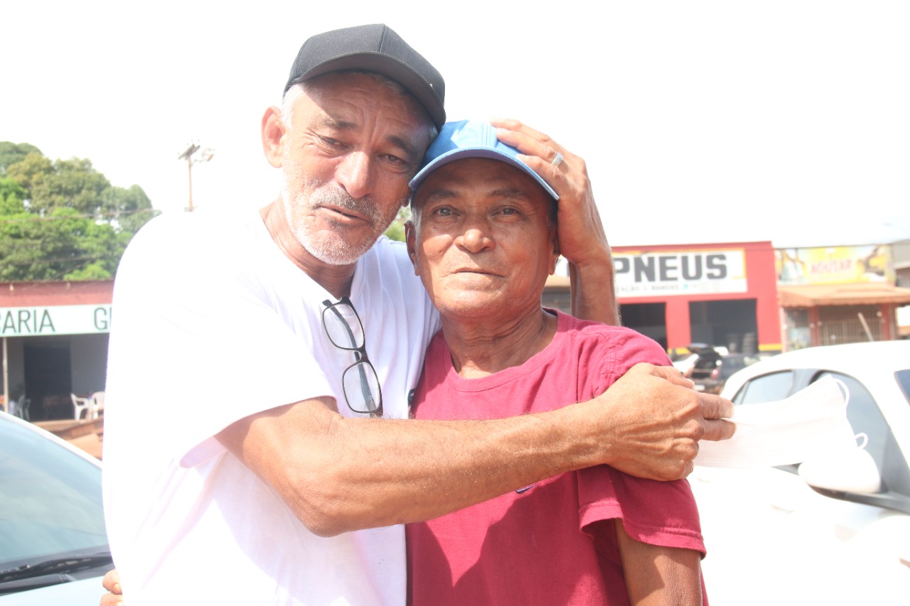 Irmãos se reencontram depois de 42 anos no sul do Pará