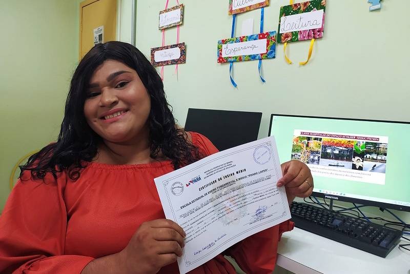 Vítima de escalpelamento conclui o ensino médio em hospital no Pará
