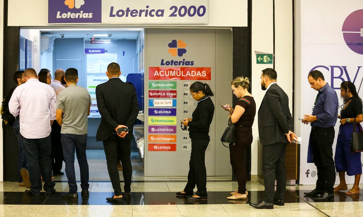 Saiba como jogar no bolão das loterias da Caixa