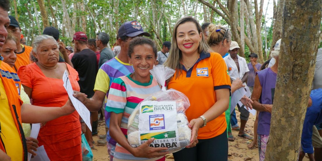 Prefeitura de Marabá entrega cestas básicas e água potável para comunidades ribeirinhas