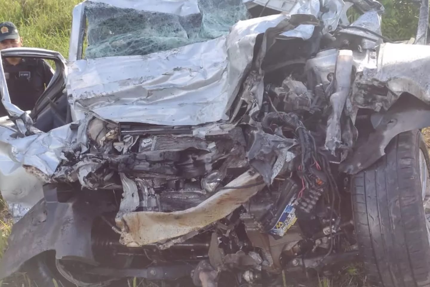 Colisão frontal entre carro e caminhão deixa uma pessoa morta no Pará