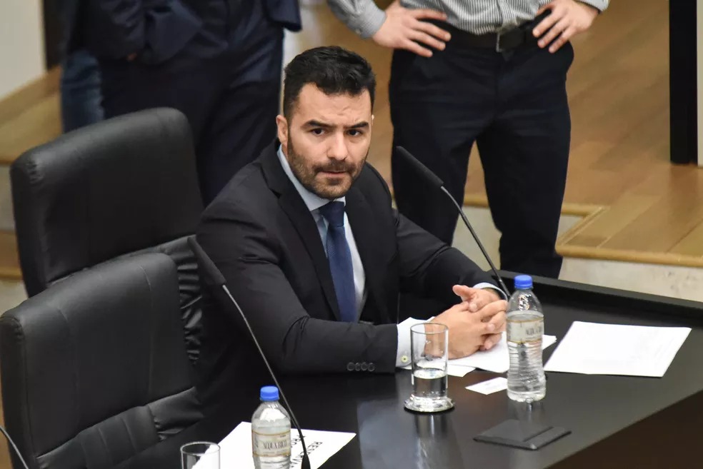 Deputado estadual Arthur do Val renuncia, mas ainda pode ficar inelegível