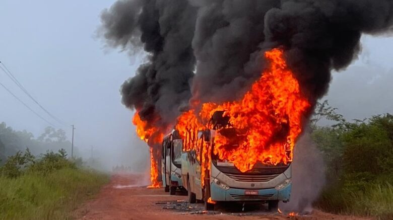 VÍDEO: Indígenas invadem empresa e causam terror no nordeste do Pará
