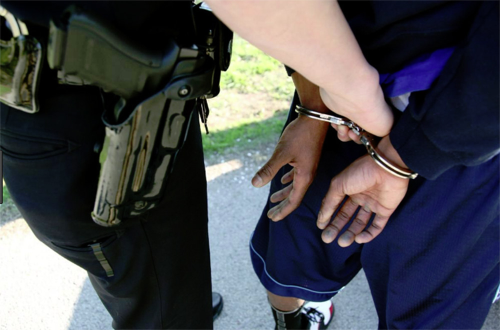 Oito pessoas são presas suspeitas de violência sexual contra crianças e adolescentes