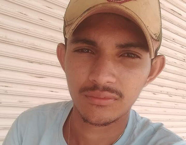 Jovem morre ao colidir moto com caminhonete no sudoeste do Pará