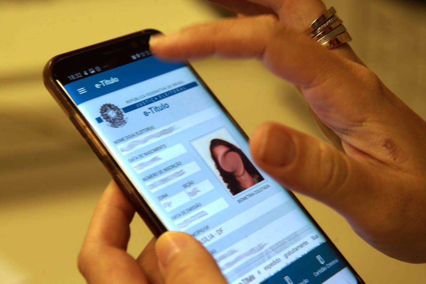 Eleitor tem até hoje para emitir, transferir e regularizar título