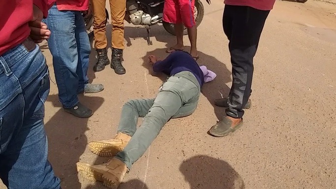 Motociclista cai e fica ferido após colidir contra cachorro no interior do Pará