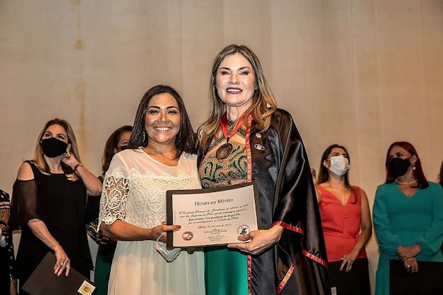 Academia Paraense de Jornalismo homenageia ativistas e autoridades femininas do Pará