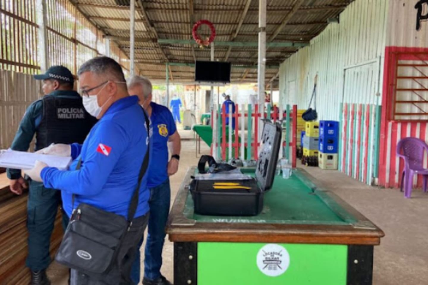 Homem se sente ofendido com música de corno e mata duas pessoas no Pará