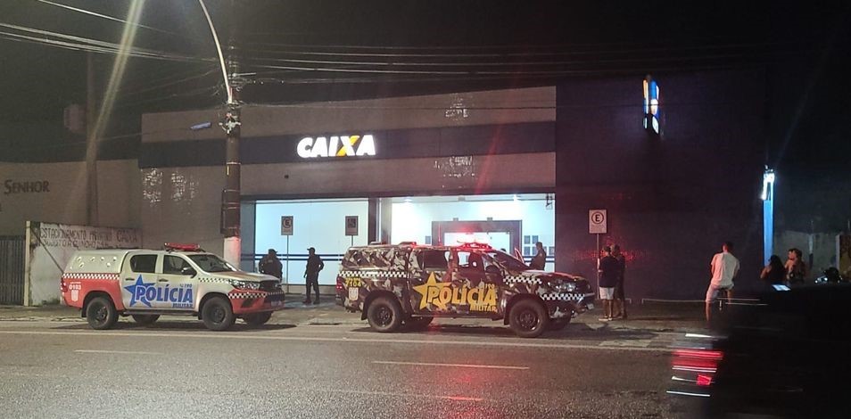 Criminosos invadem banco e explodem caixas eletrônicos no Pará