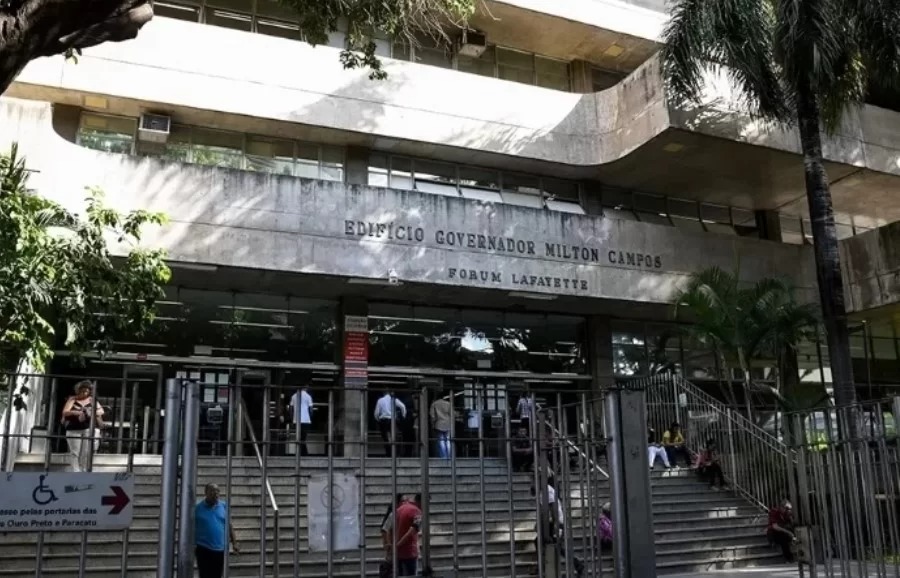 Justiça condena cinco acusados de estupro coletivo contra adolescente
