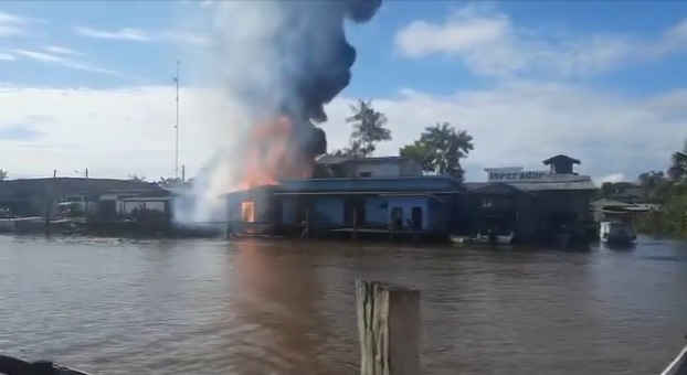 Posto de combustíveis é incendiado no Pará