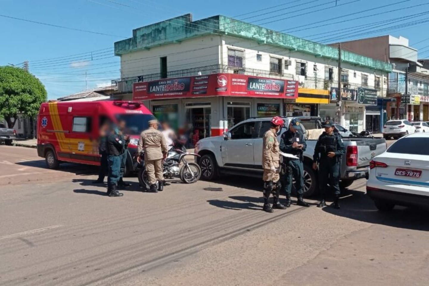 Colisão entre caminhonete e motocicleta deixa um homem ferido no Pará