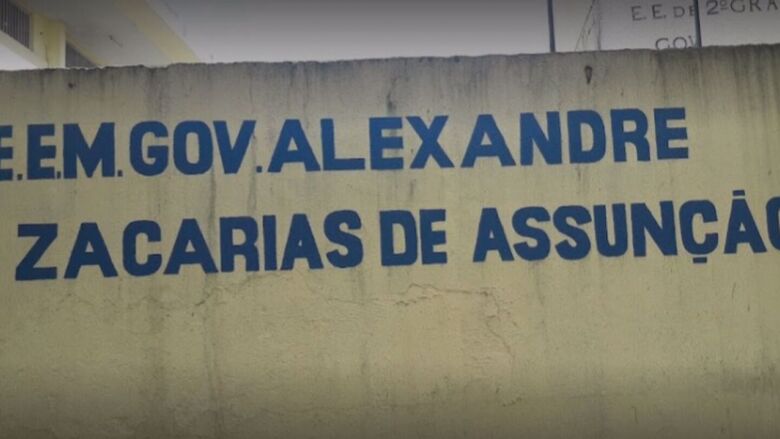Aluno é flagrado desenhando símbolo nazista dentro de escola no Pará