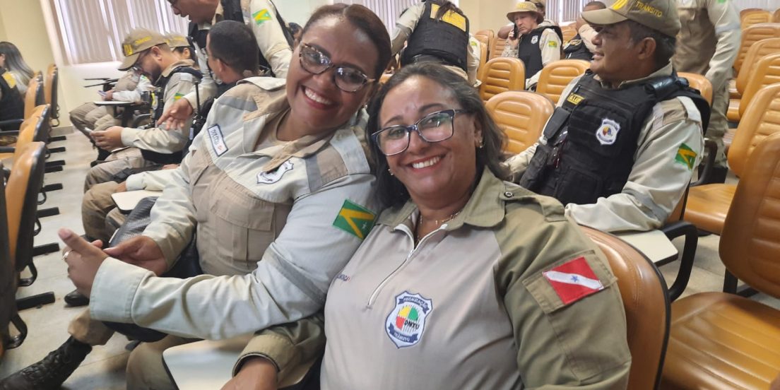Agentes do DMTU recebem novos uniformes com padrão Senatran