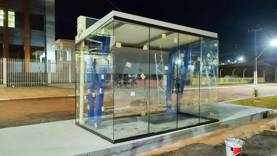 Cidade ganha pontos de ônibus climatizados no sudeste do Pará