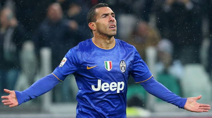 Carlitos Tévez anuncia aposentadoria dos gramados: “Já dei tudo que tinha”