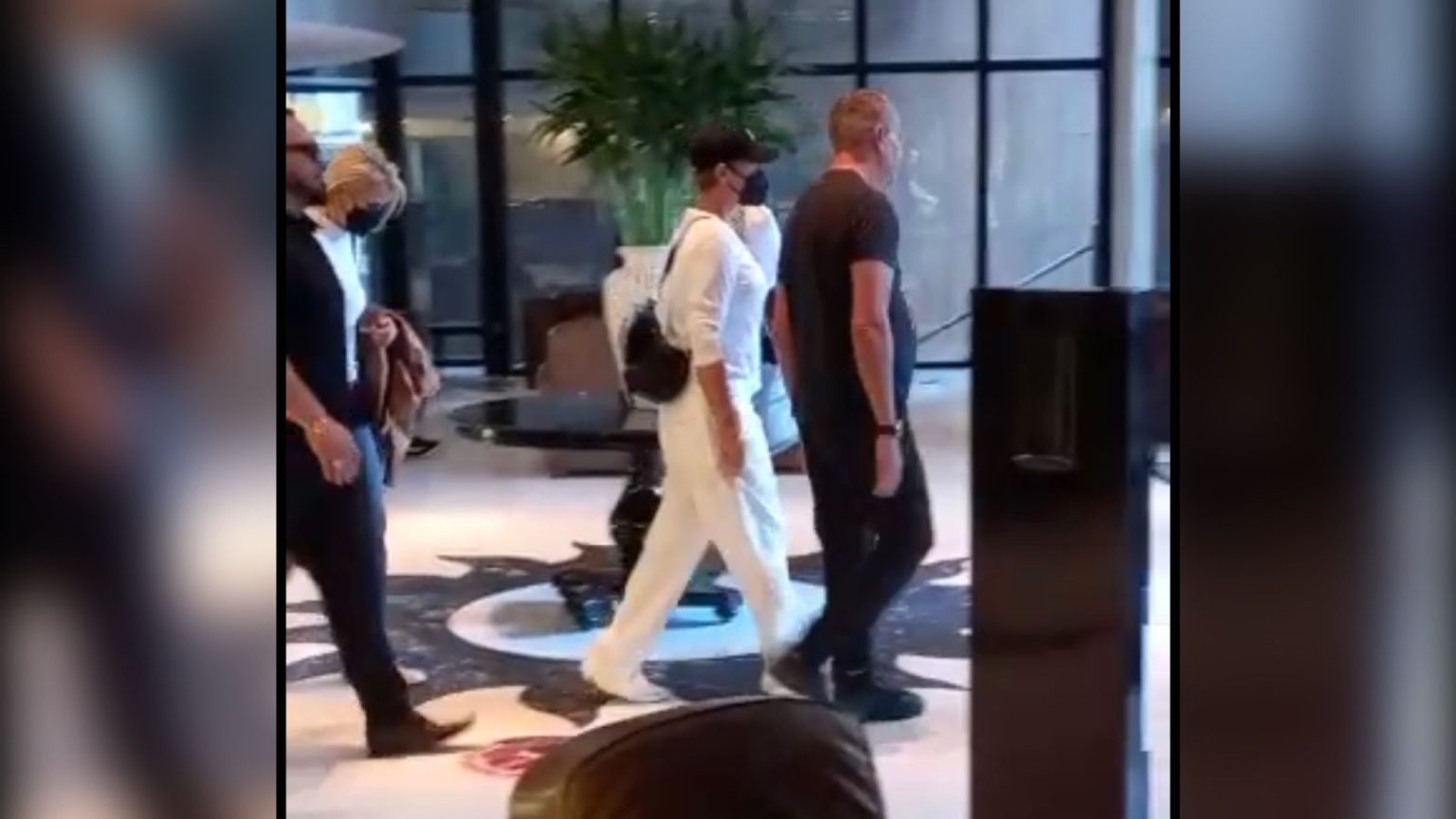 Xuxa grava último episódio de reality show no Pará