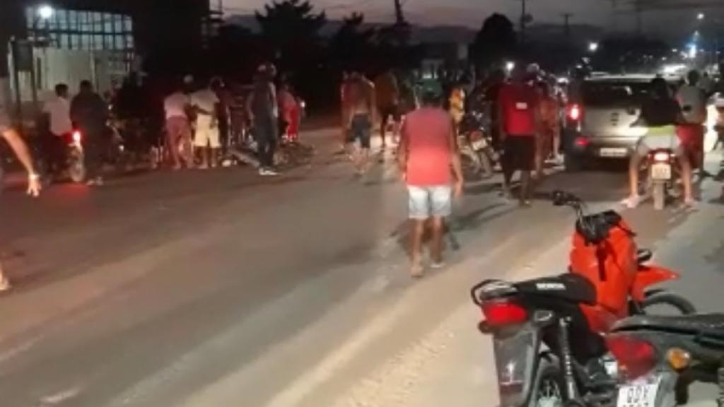 Colisão entre motos deixa dois homens gravemente feridos na PA-150