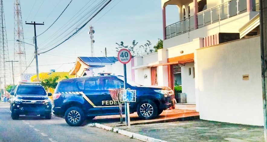 PF realiza busca e apreensão na casa de política no interior do Pará