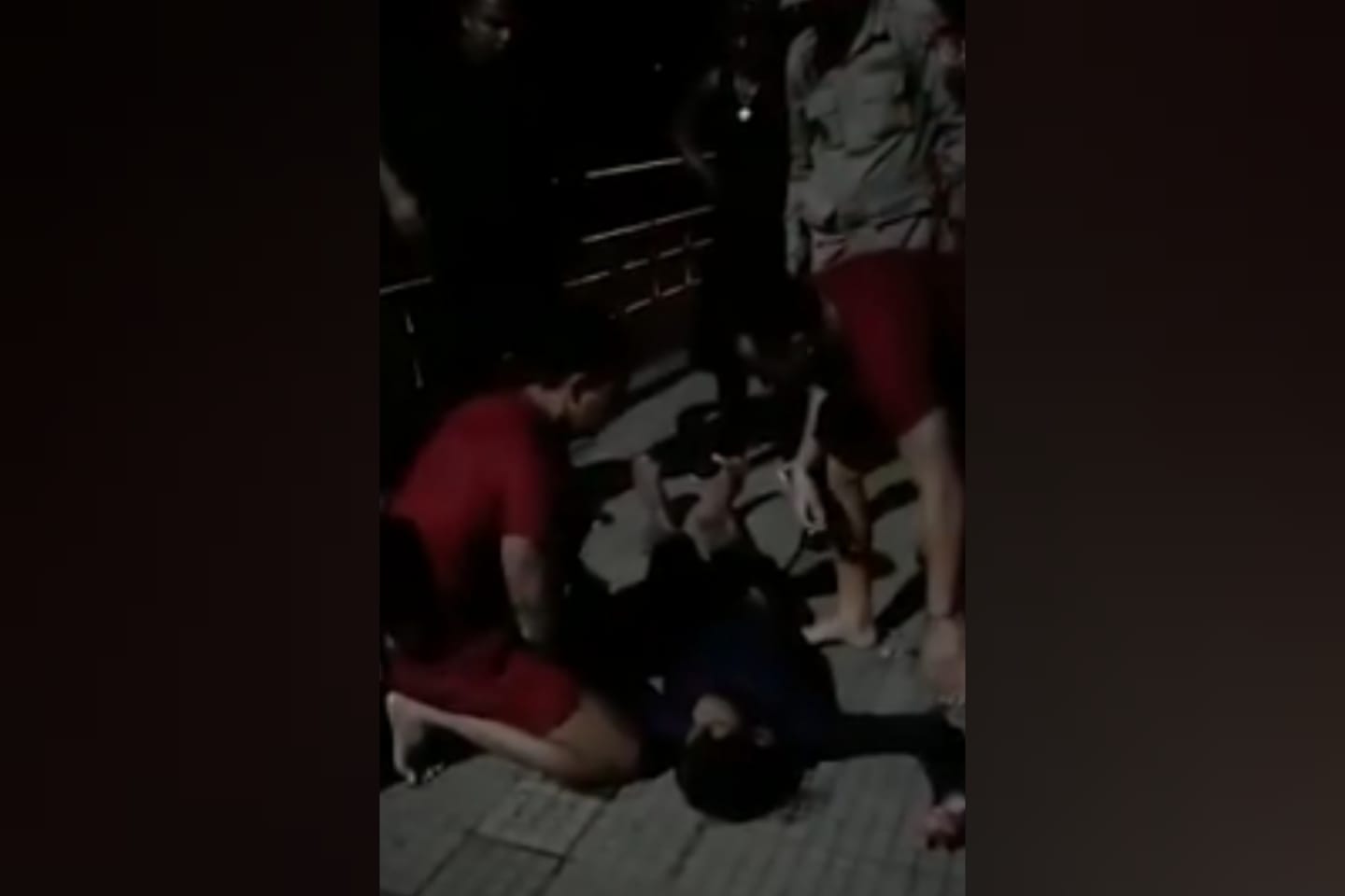 Morador de rua é resgatado após se jogar de orla no oeste do Pará