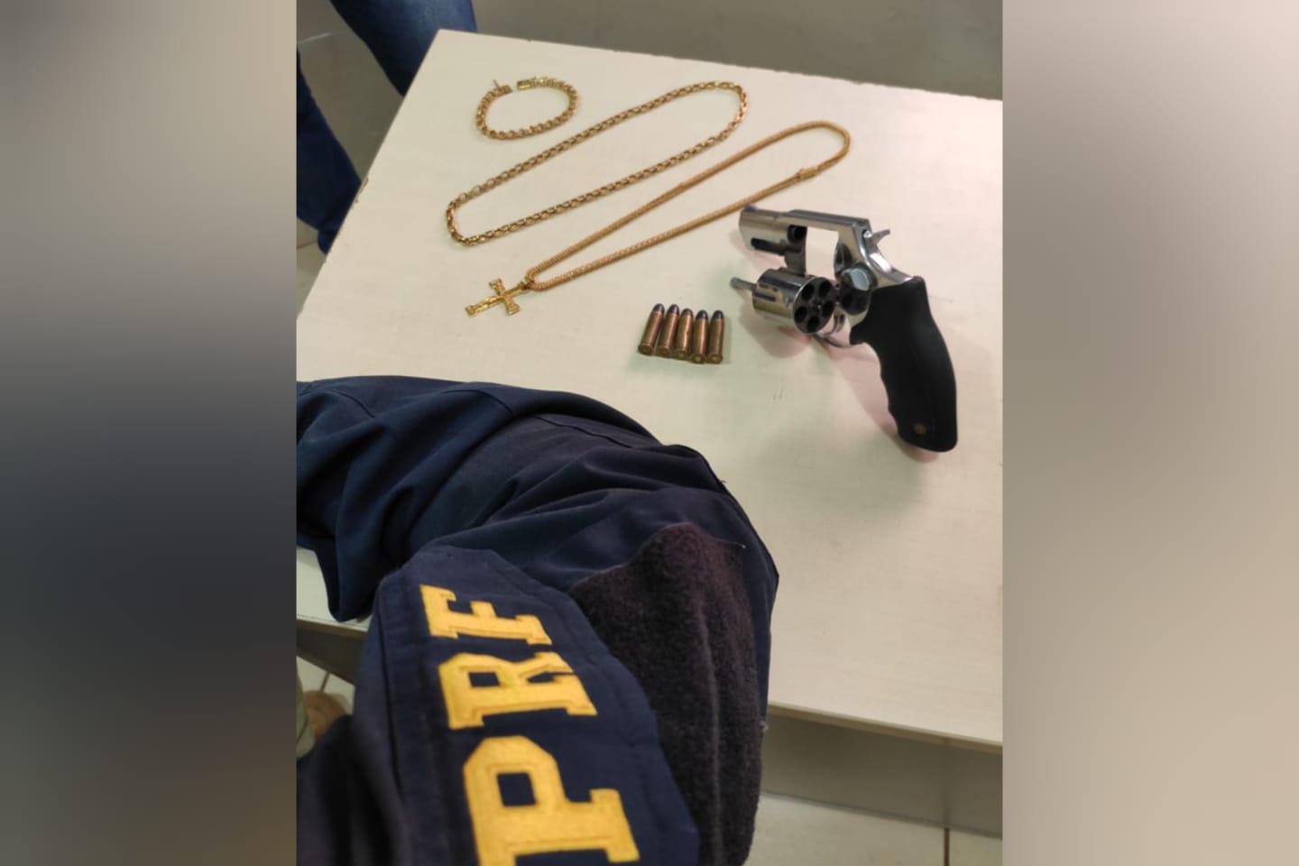 PRF prende homem em flagrante durante assalto com refém no Pará
