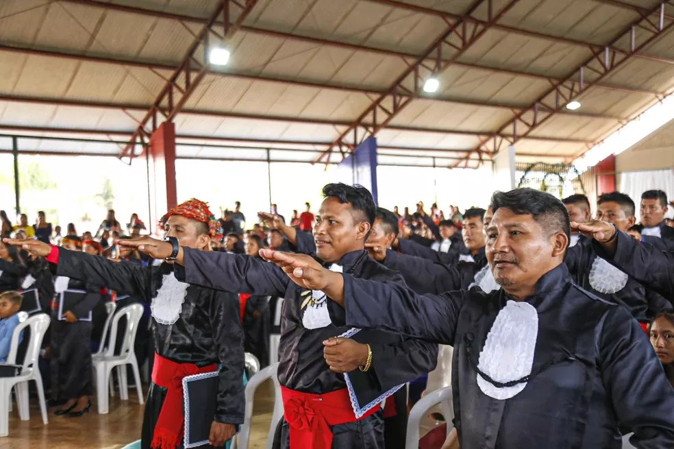 Mais de 70 indígenas Munduruku se formam em Licenciatura Intercultural no Pará