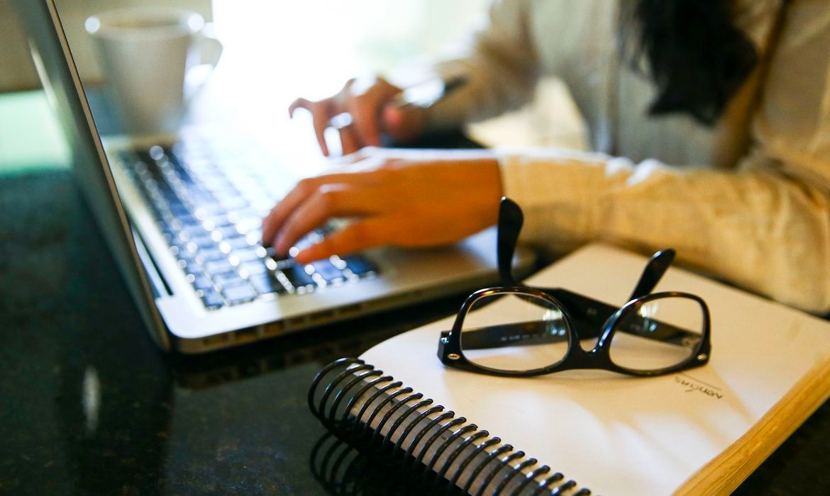Reuni Digital vai oferecer mais de 5 mil vagas para ensino superior