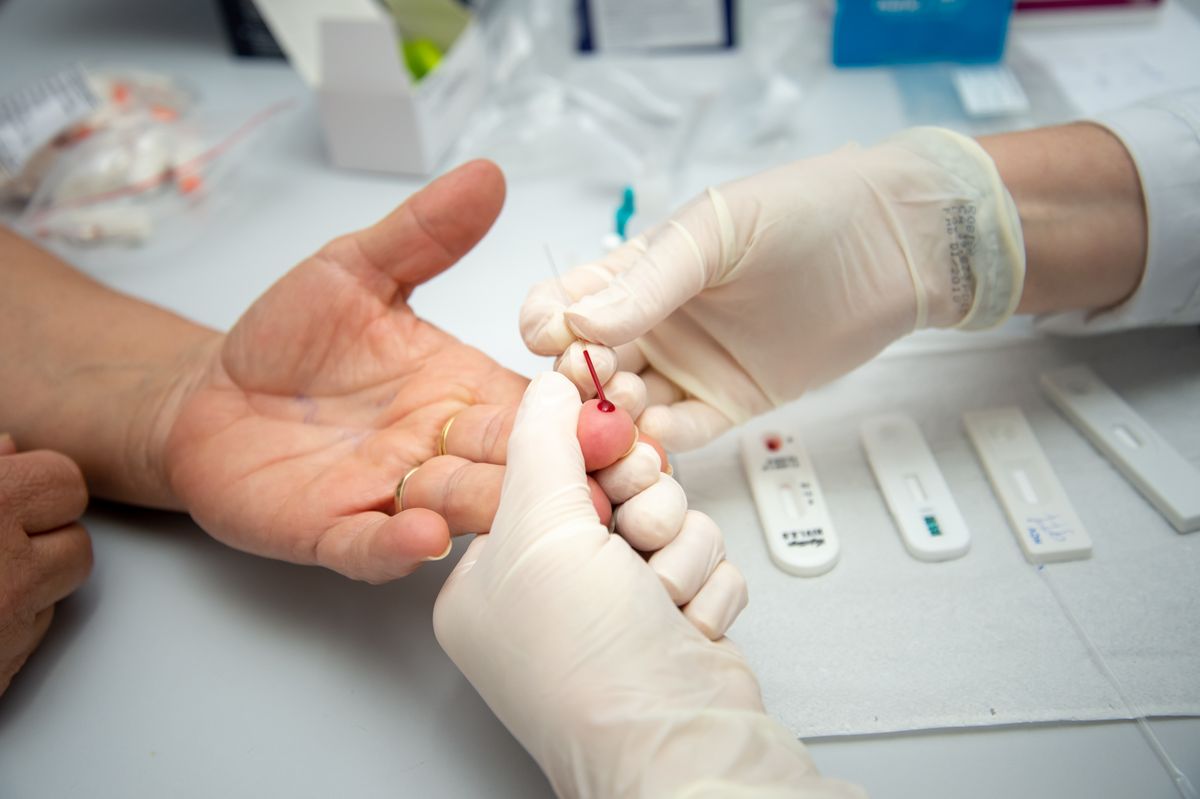 Diagnóstico precoce é essencial para o tratamento de hepatites virais