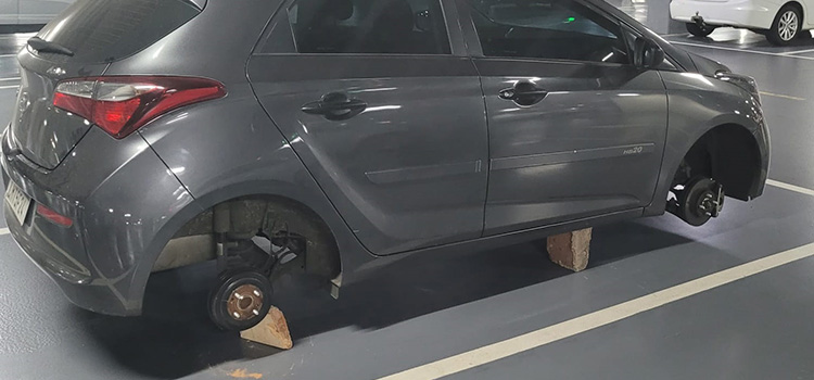 VÍDEO: Rodas de carro são furtadas em estacionamento de shopping