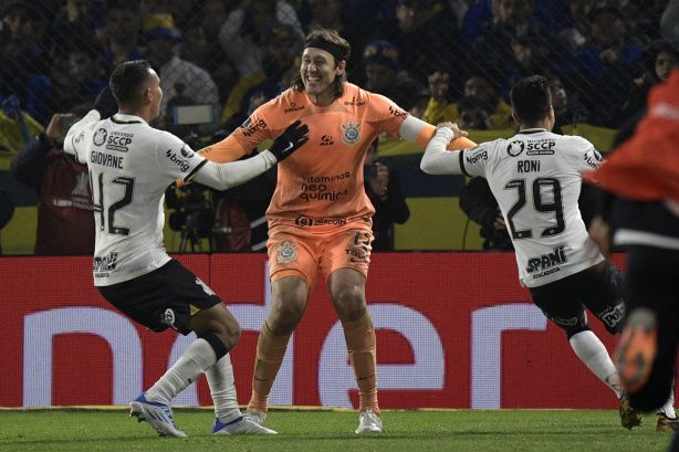 Corinthians quebra ‘maldição’ e volta às quartas da Libertadores após 10 anos