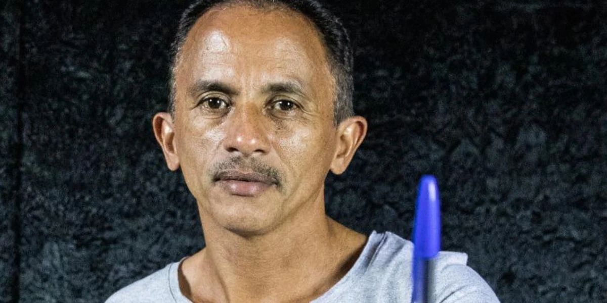 Cantor do sucesso Caneta Azul sumiu da mídia e passou por maus bocados